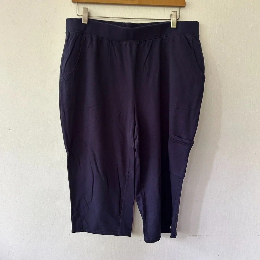 d&co Active Cargo Capri Shorts Womens Large Blue Pockets Elastic Comfy Coastal